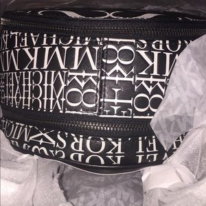 Michael Kors rhea medium backpack